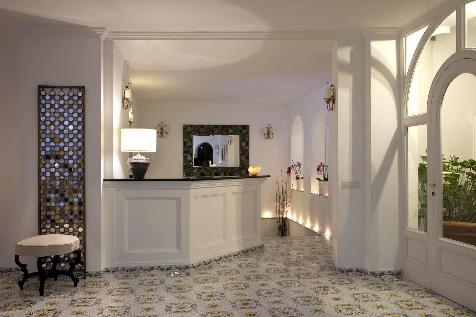 קאפרי Hotel Canasta מראה חיצוני תמונה