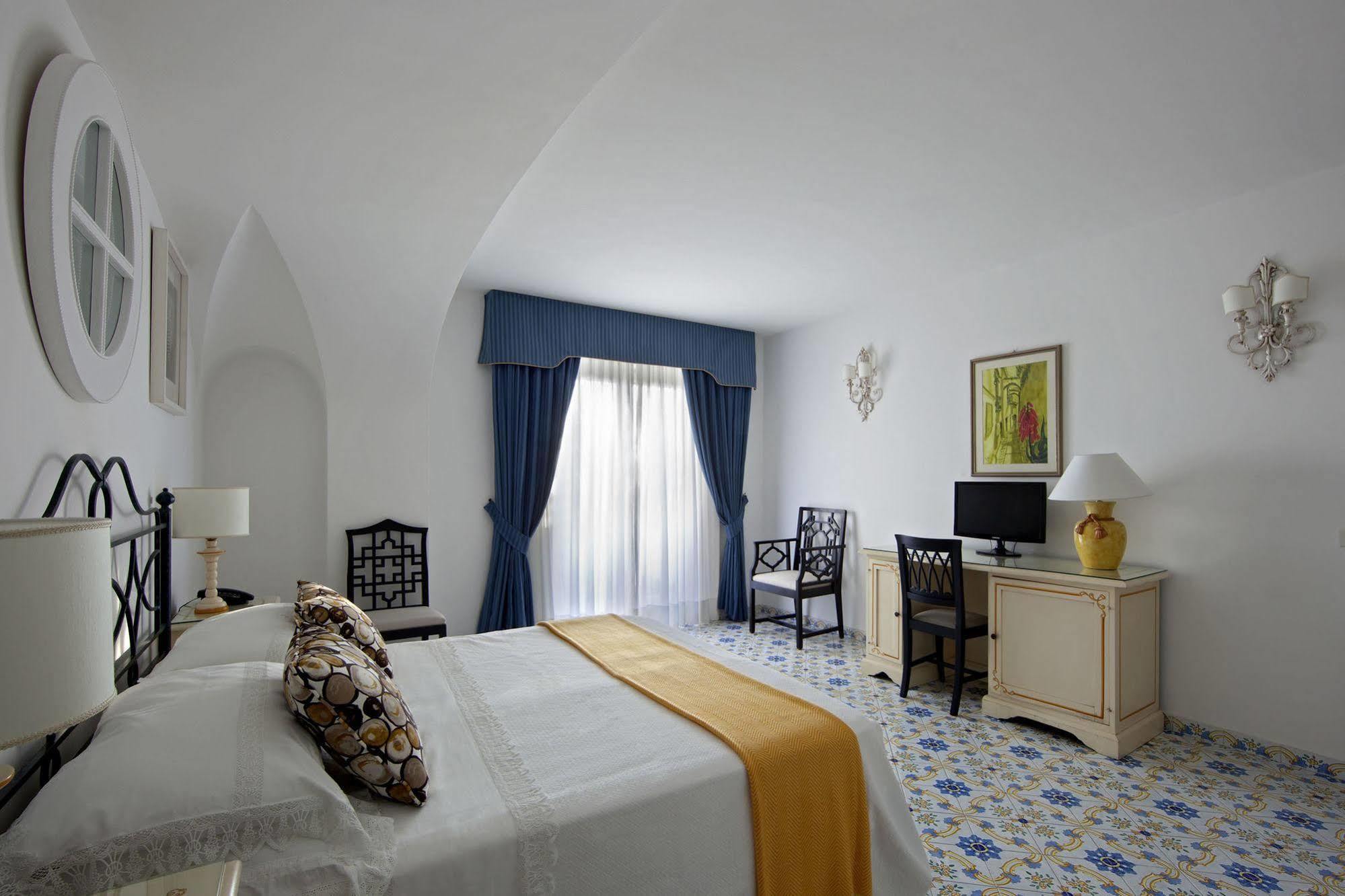 קאפרי Hotel Canasta מראה חיצוני תמונה